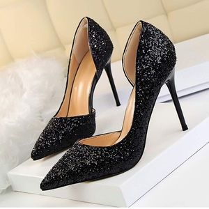 Glittery black stilettoa